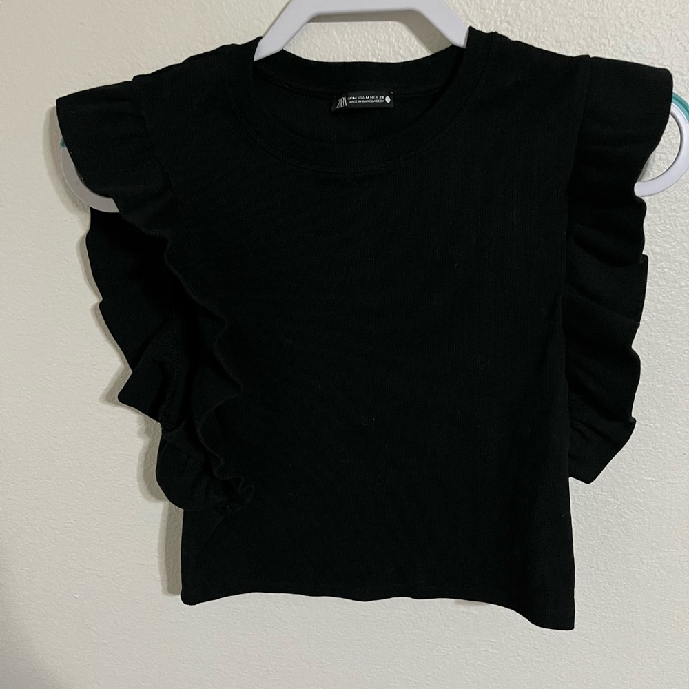 Zara Ruffled Cut Off Sleeve Crop Top